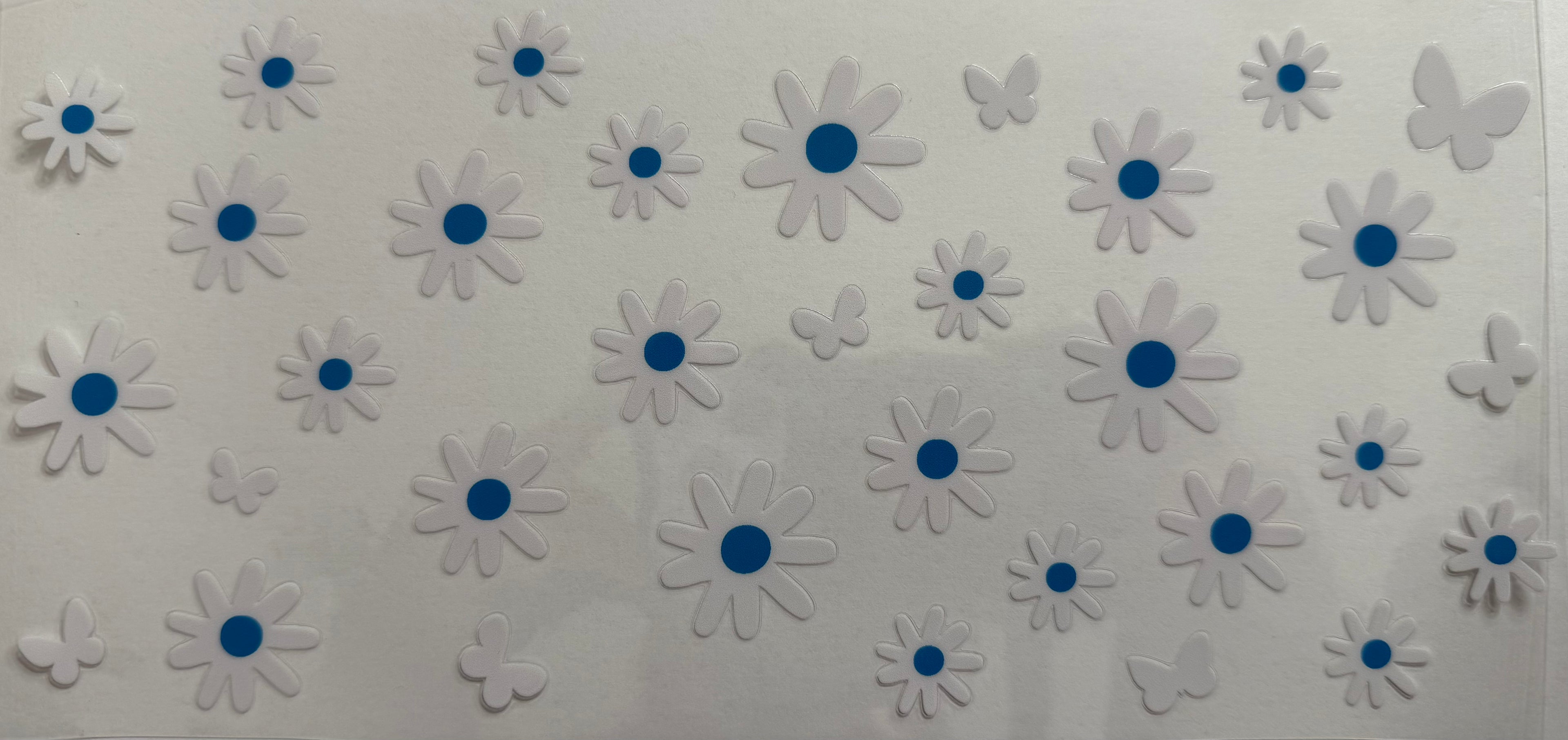 White and blue flowers 16oz Uv DTF Wrap